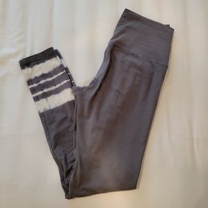Aerie Chill Play Move High Waisted Leggings